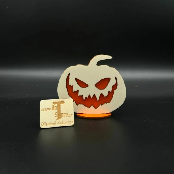 Dřevěná dýně na podestě – A5