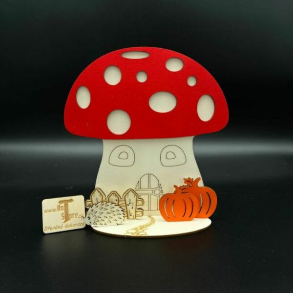 Dřevěný domeček ve tvaru houby