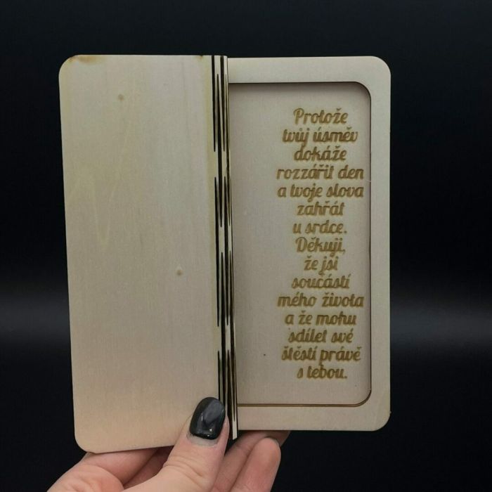 Krabička s citátem - Miluji tě Krabicka-s-citatem-Miluji-te-protoze-citat-e1738322726641