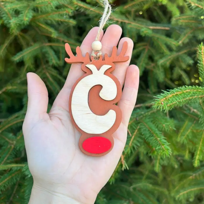 Dřevěné Vánoční písmenko - Č Dřevěné Vánoční písmenko - Č