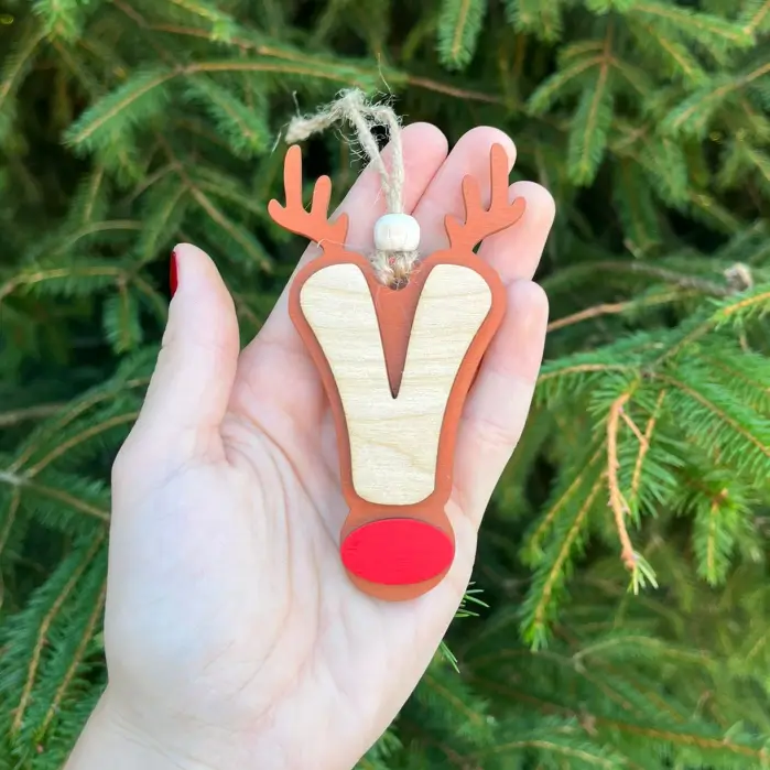 Dřevěné Vánoční písmenko - V Dřevěné Vánoční písmenko - V