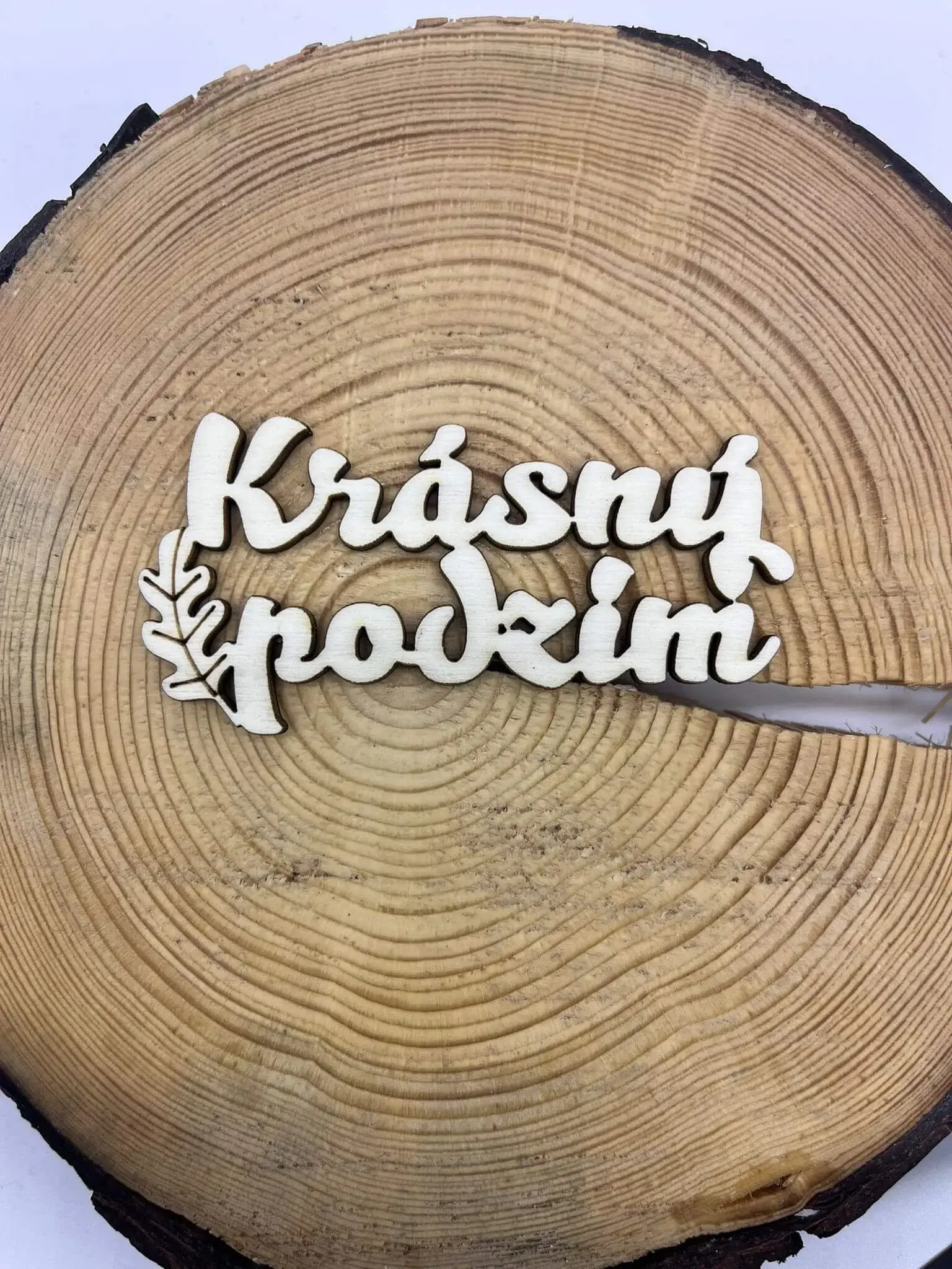 Dřevěný nápis - Krásný podzim Dřevěný nápis - Krásný podzim