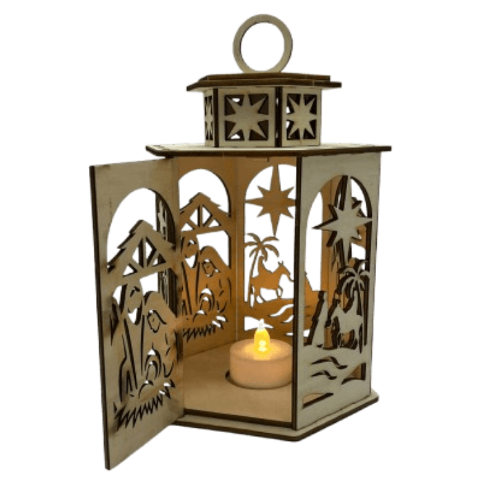 Dřevěná lucerna s motivem Betléma otevřená