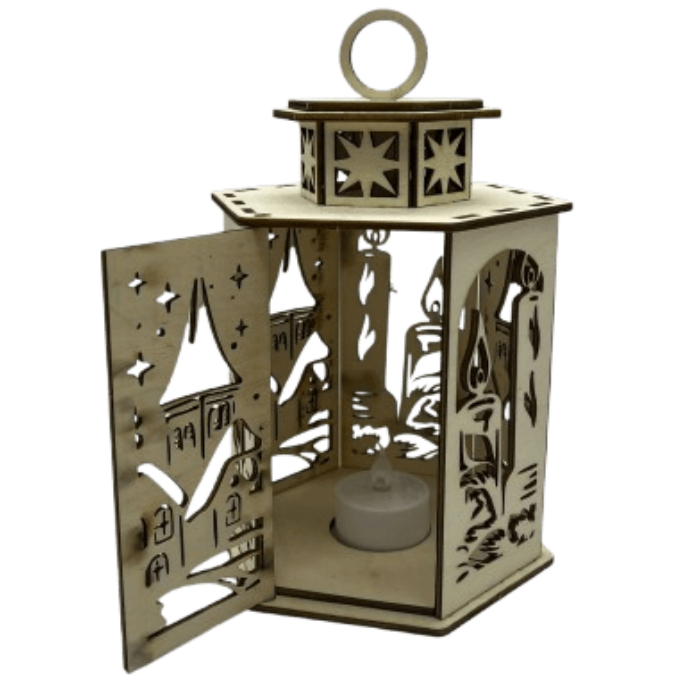 Dřevěná lucerna s motivem kostela otevřená